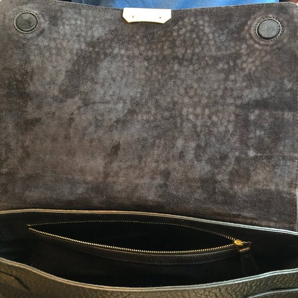 Burberry Authentic Luxury Leather Shoulder Bag Black w Gold Metal Hardware Sz OS - Picture 16 of 16